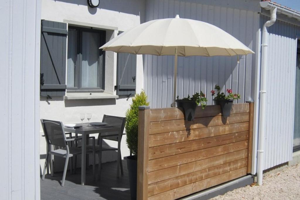 Le Bois Flotte Apartment Крот Екстериор снимка